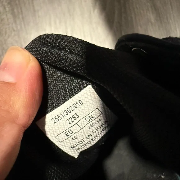 Men's Navy Casual Sneakers - Picture 7 of 10